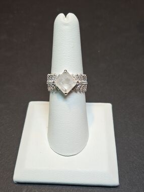 Bomb Party Color-changing Ring